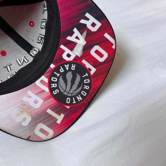 Toronto Raptors Cap - Picture 4 of 4